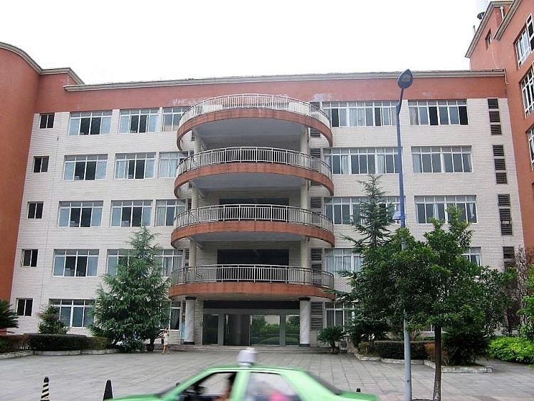 ESL teacher accommodation in China